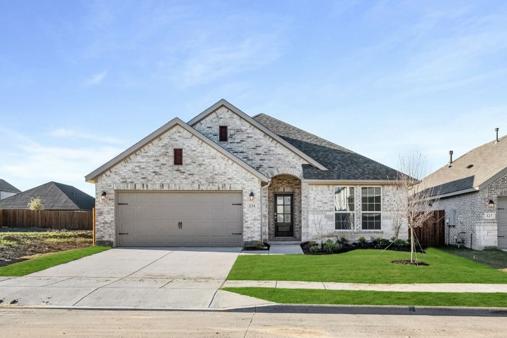 231 Ivory Brook Cove Dr., Lavon, TX 75166